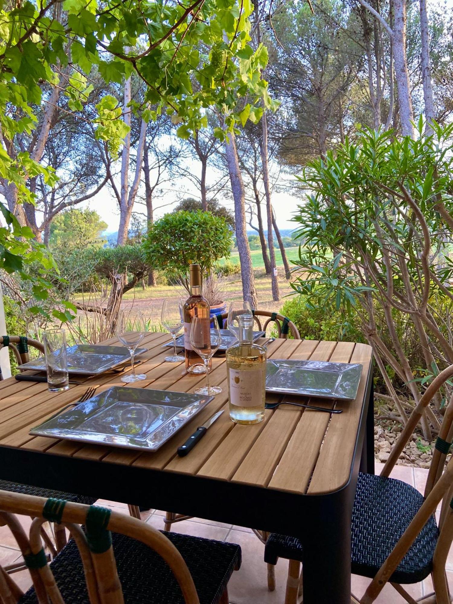 Confortable Vue Exceptionnelle - Golf De * Saumane-de-Vaucluse